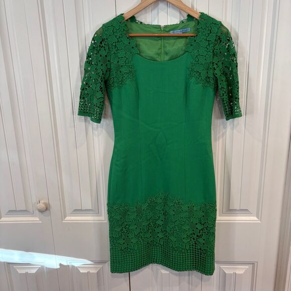 ANTONIO MELANI Dresses & Skirts - Antonio Melani Green Lace‎ Dress Size 0